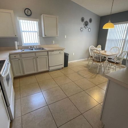 3 Bedroom Villa With Poolside Cinema And Games Room Close To Theme Parks Sleeps 6 Plus 2 Ορλάντο Εξωτερικό φωτογραφία
